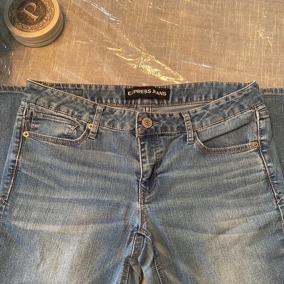 Express Skinny Stella Low Rise Jeans - Picture 4 of 8